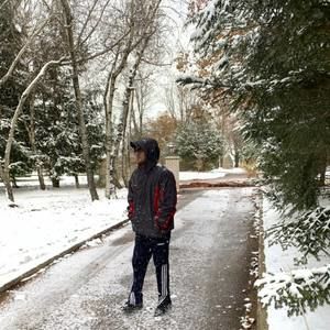 Meet your Posher, Ramiro